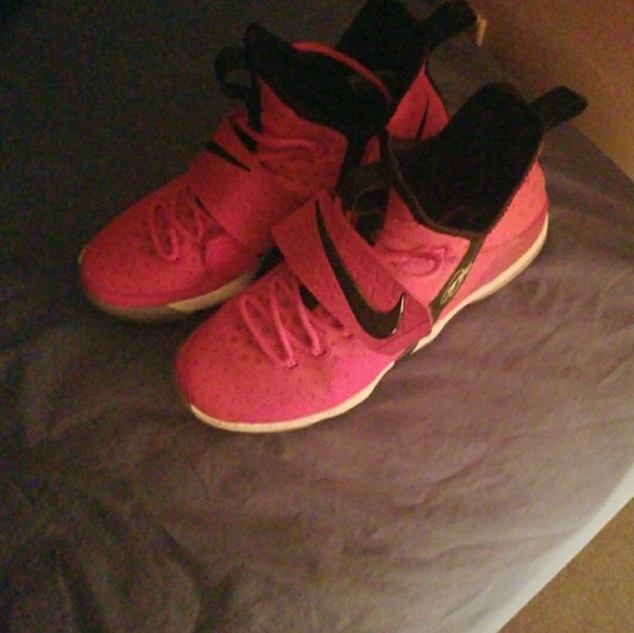 LeBron 14s - Picture 2 of 2